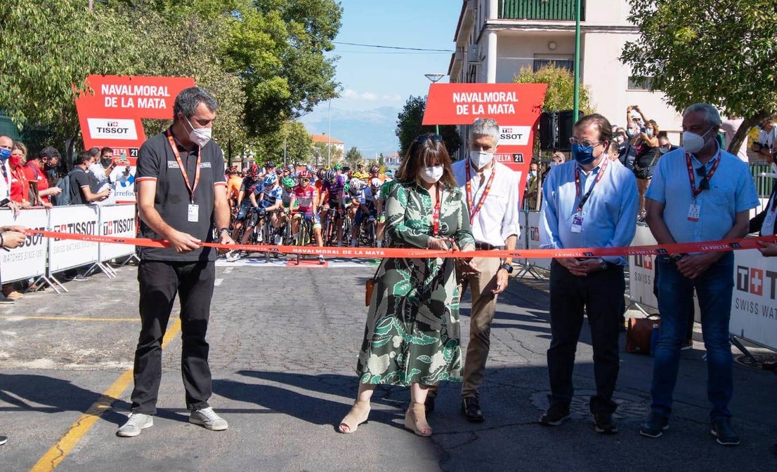 Fotos: Jornada histórica para el deporte moralo: inicio de etapa de la Vuelta Ciclista