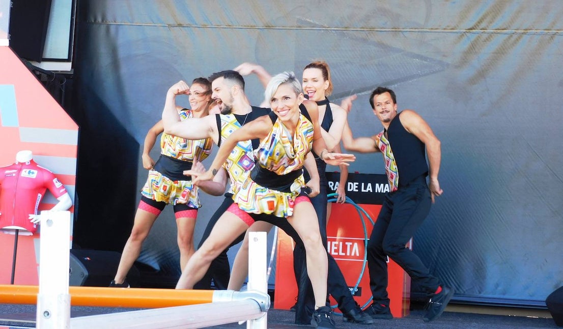 Fotos: Jornada histórica para el deporte moralo: sale una etapa de la Vuelta Ciclista