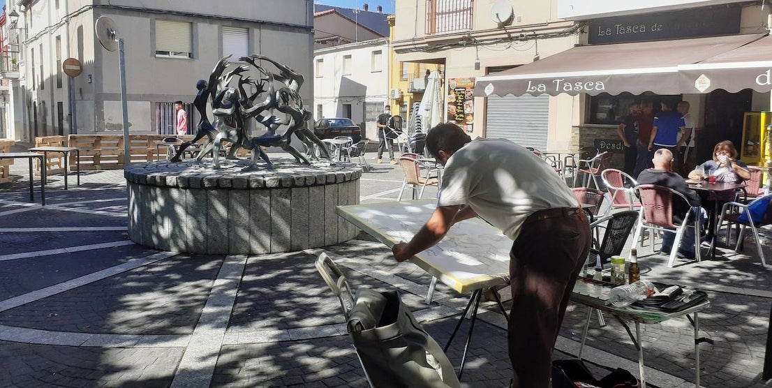 Fotos: Buena acogida del I Certamen de Pintura Rápida