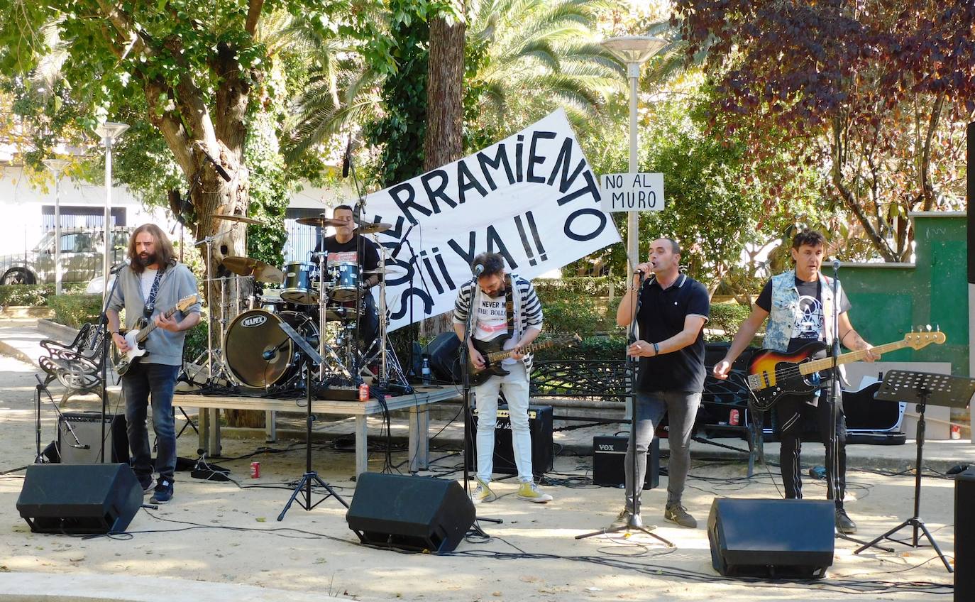 Fotos: Jornada reivindicativa por el soterramiento de las vías