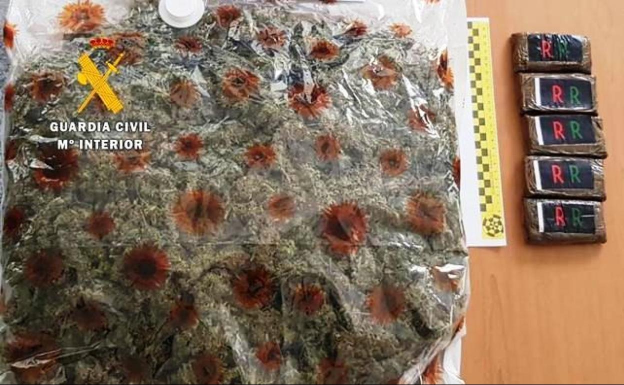 Droga intervenida por la Guardia Civil 
