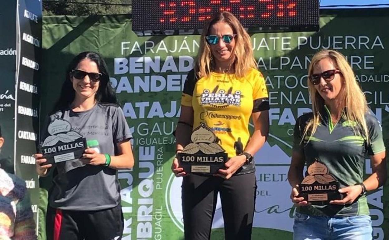 Lidia de la Calle, primera por la izquierda en el podio 