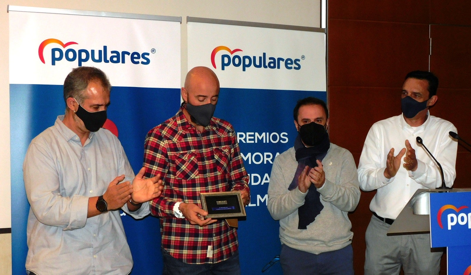 Premio a la Asociación Comercio Moralo 