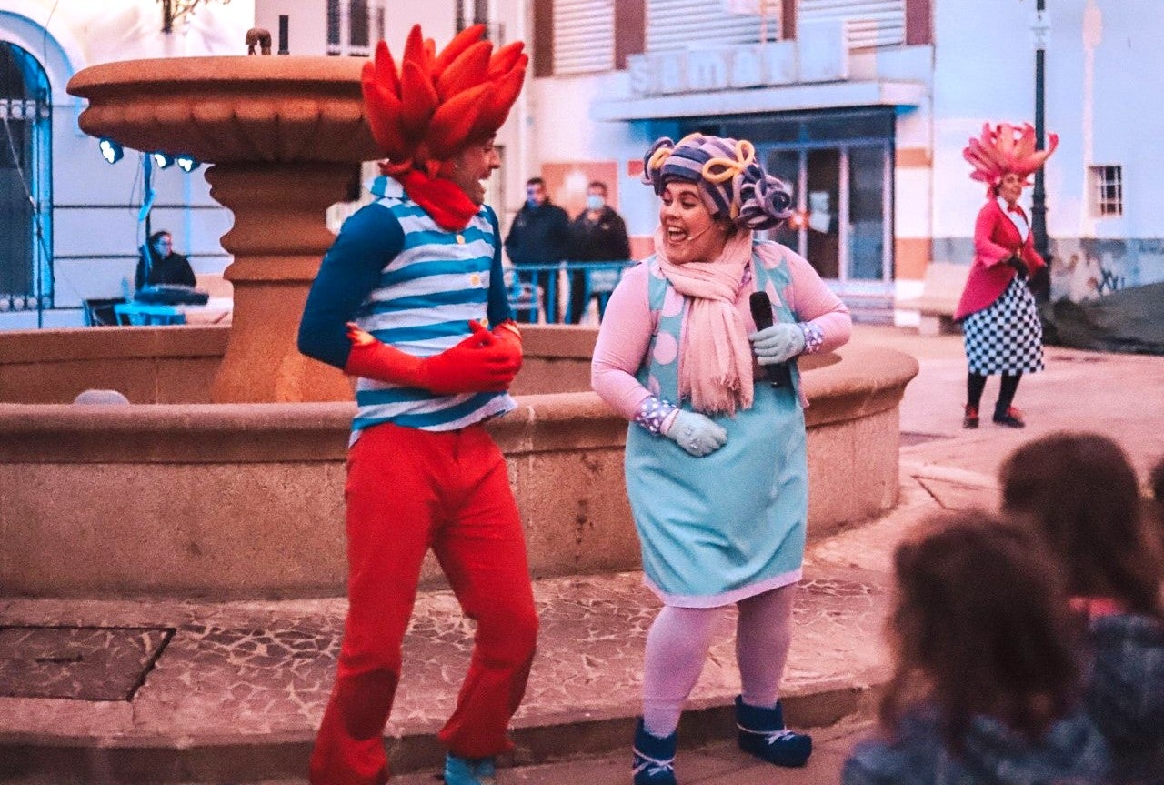 Espectáculo de Trasto, Truca y Trova para los más pequeños 