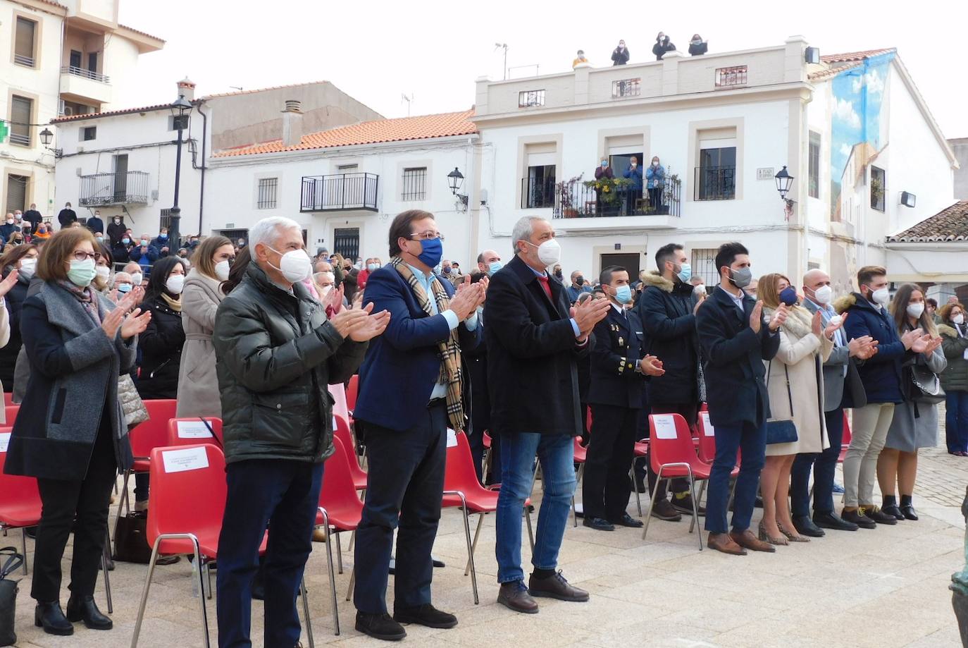 Fotos: Emotivo homenaje a Charo Cordero en Romangordo