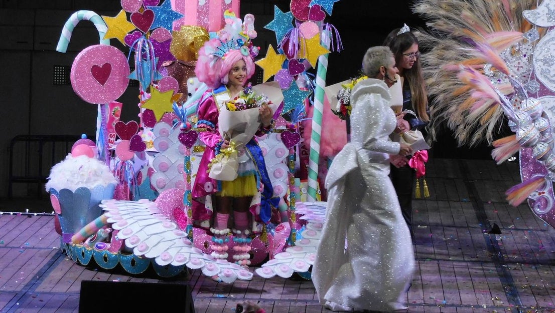 Fotos: El Carnaval corona a sus reinas
