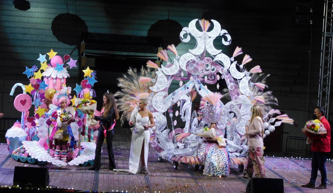 Fotos: El Carnaval corona a sus reinas