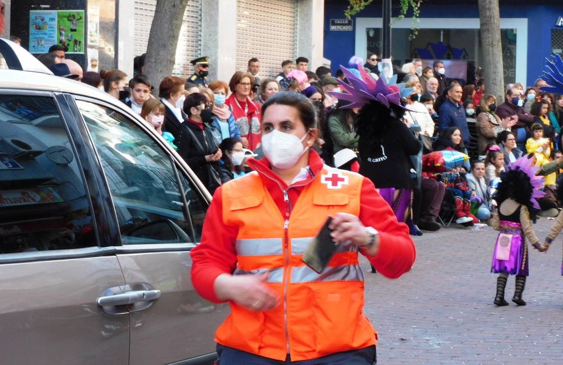 Fotos: Primer desfile de carrozas y comparsas