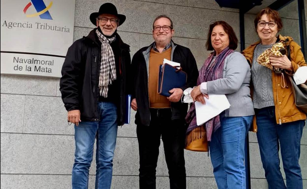 Las alegaciones se entregaron en la Delegación de Hacienda 