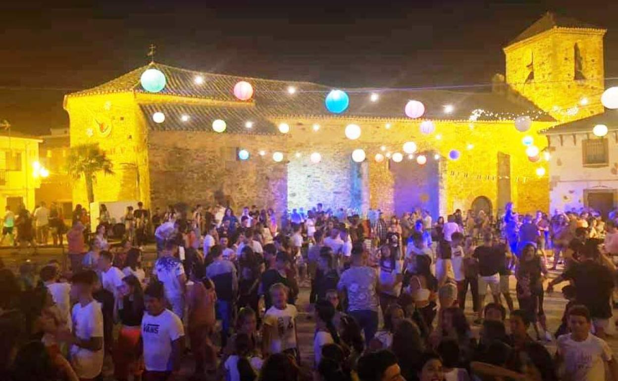 Las rumbas de Pablo Álvaro abrirán las fiestas de verano en Romangordo