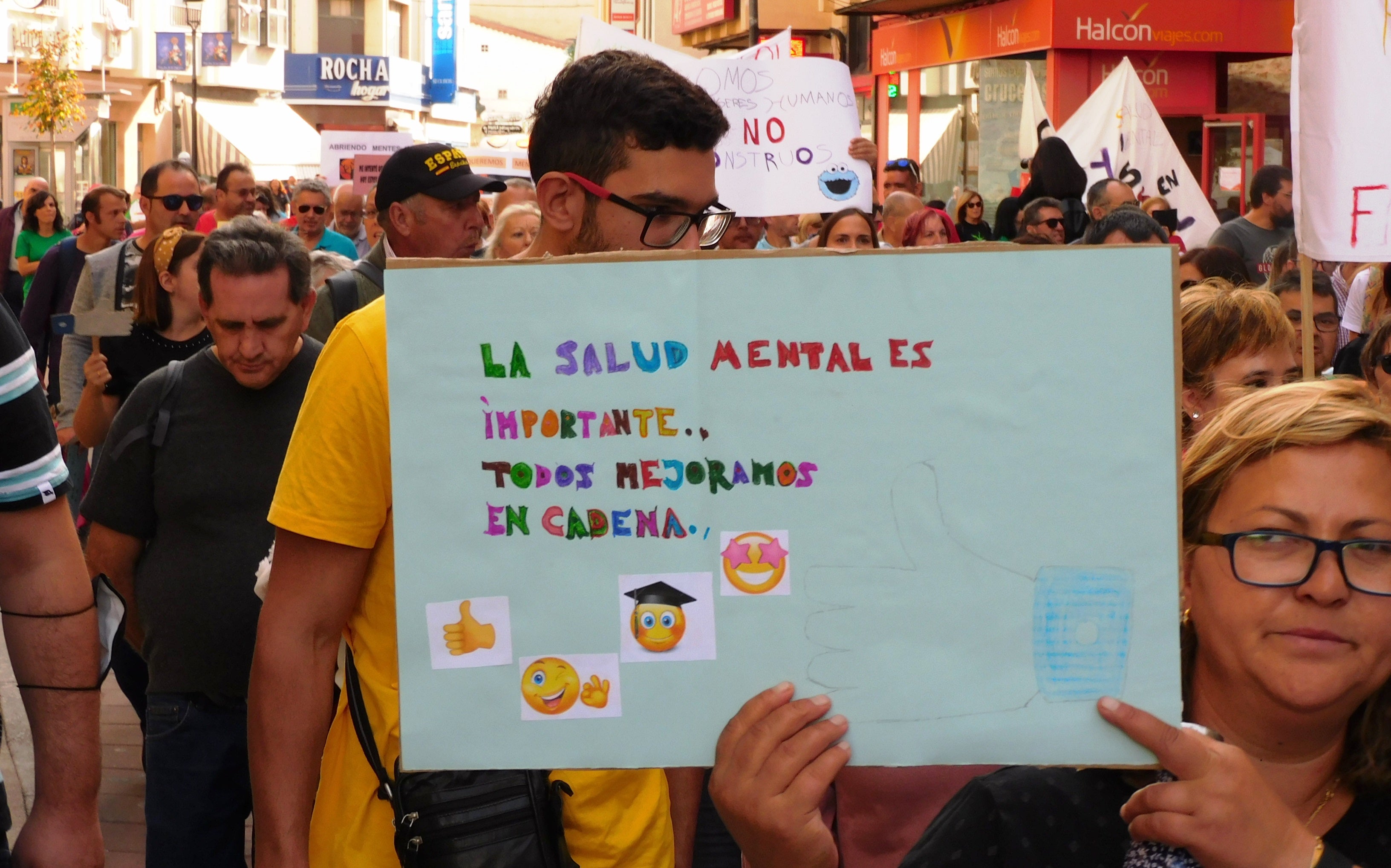 Fotos: Navalmoral celebra el Día Mundial de la Salud Mental