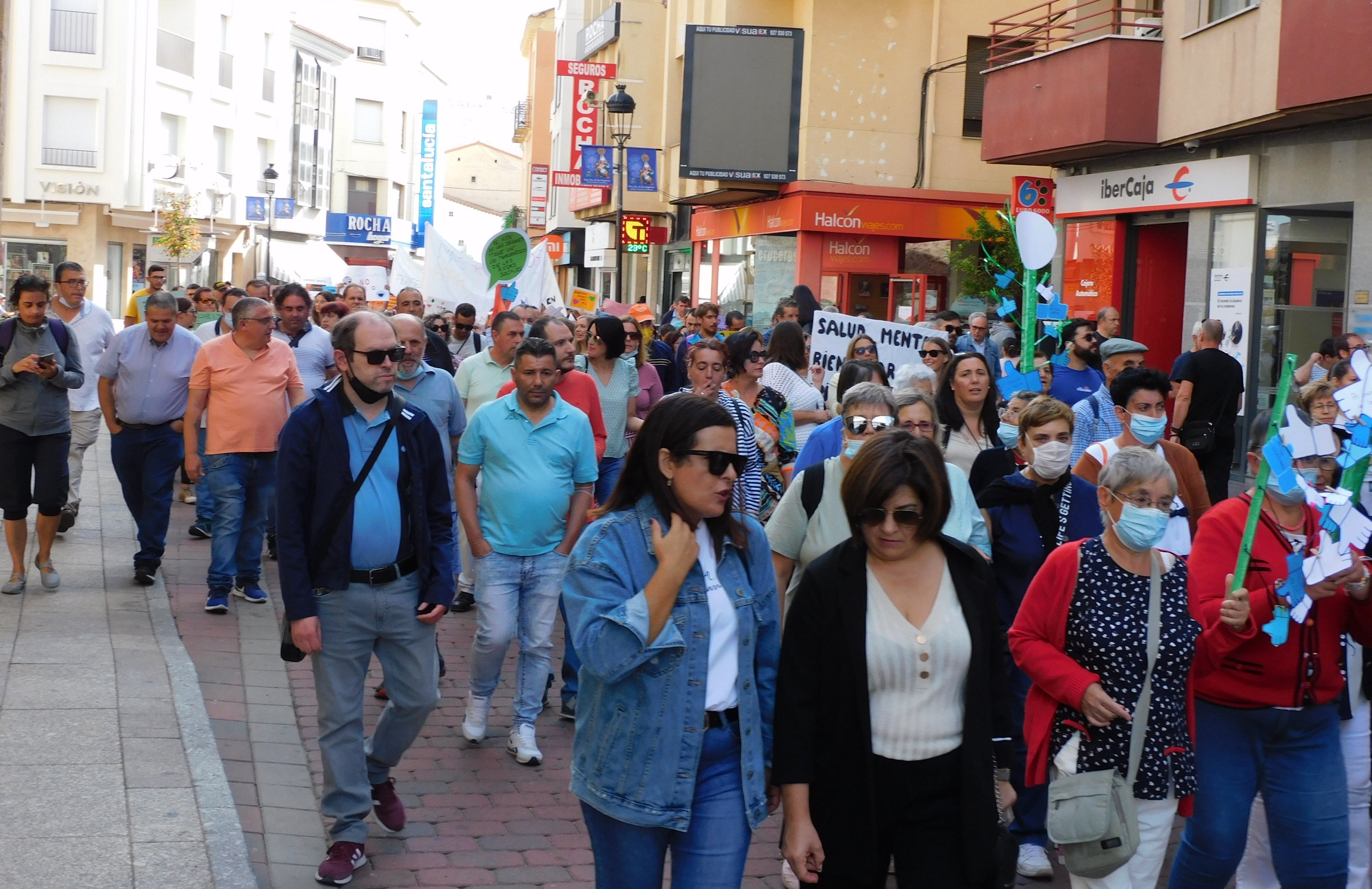 Fotos: Navalmoral celebra el Día Mundial de la Salud Mental
