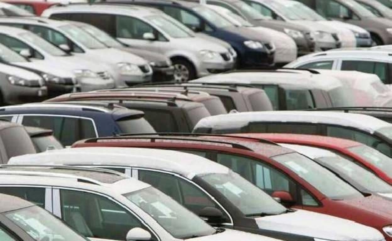 Detenido un vecino de Navalmoral por fingir que paga un coche a través de una aplicación bancaria