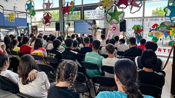Más de 350 jóvenes asisten a unas jornadas sobre violencia, ciberacoso y autodefensa femenina