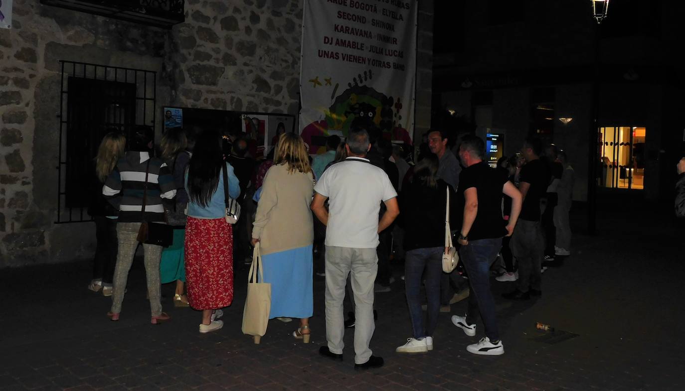 Las elecciones copa el nuevo número de HOY Navalmoral