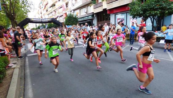 Navalmoral acogerá el 18 de junio la I Carrera del Pijama contra el cáncer infantil