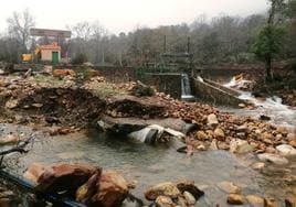 Estado en que quedó el azud tras la crecida de las aguas.