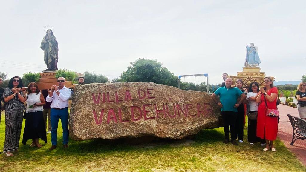 La imagen del Ángel vuelve a Valdehúncar tras ser restaurada