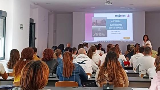 La Inmaculada acoge el segundo taller de la Escuela de Verano de Fundación Mujeres