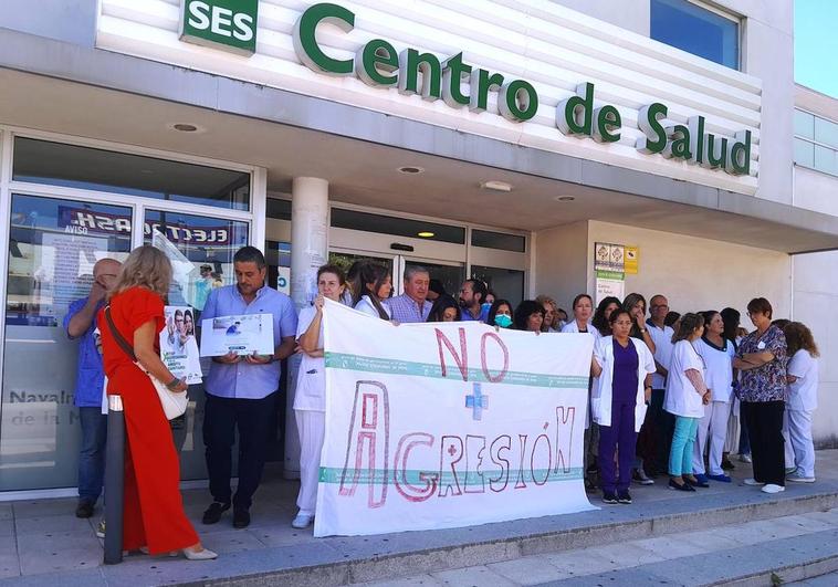Los sindicatos SIMEX y CSIF rechazan las agresiones a los sanitarios y piden seguridad