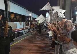 Última movilización de No al Muro en la estación