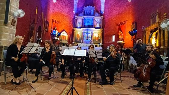 El Concertino llena la iglesia de Higuera de Albalat