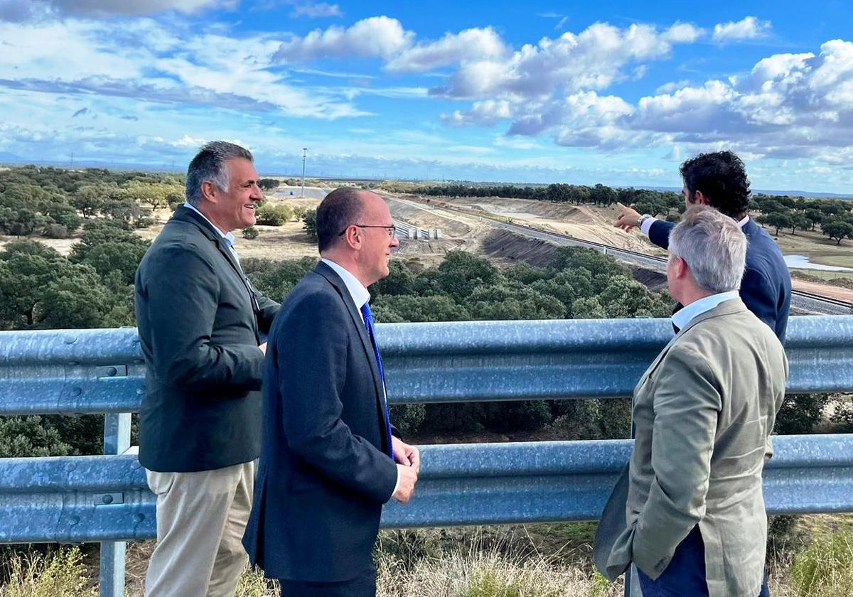 El soterramiento será una realidad «tarde o temprano», asegura Manuel Martín