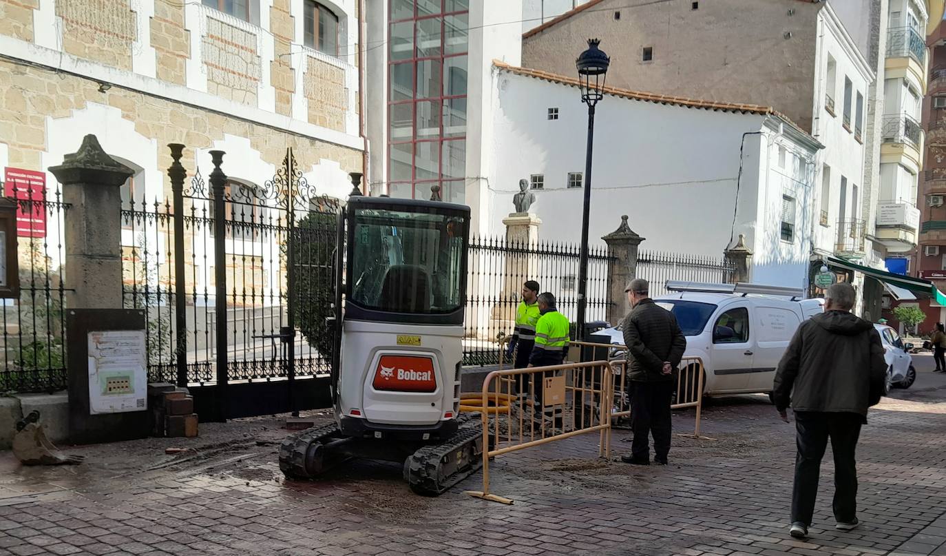 Reparación de la avería frente a la Fundación Concha