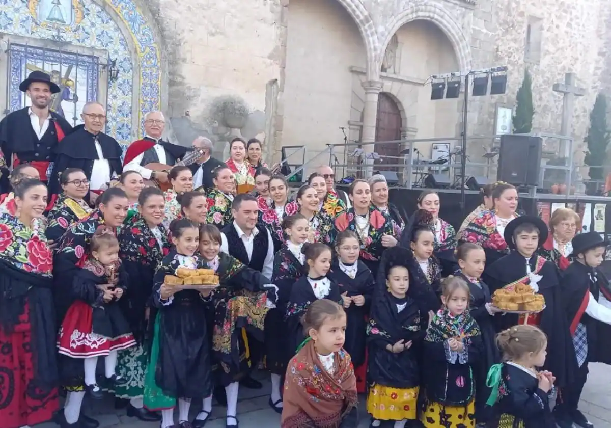 El Pucherino sacó la celebración del aniversario a la calle