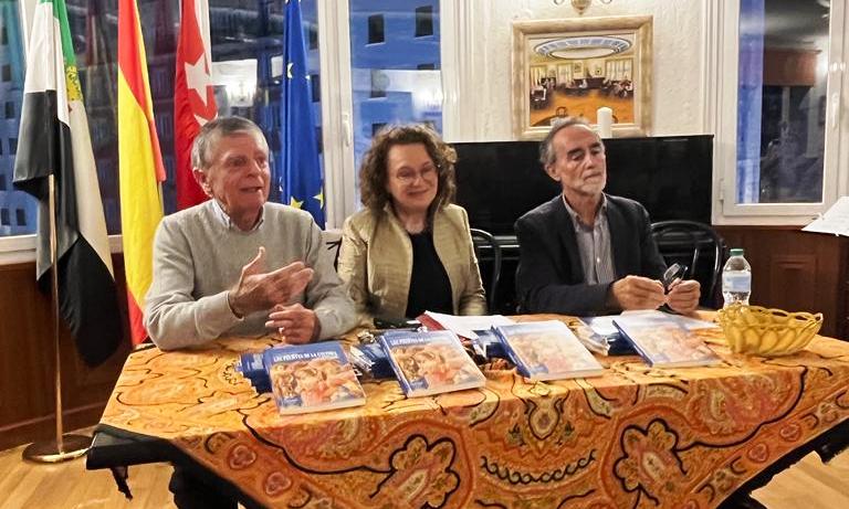 Pilar Rubio en la presentación de su libro