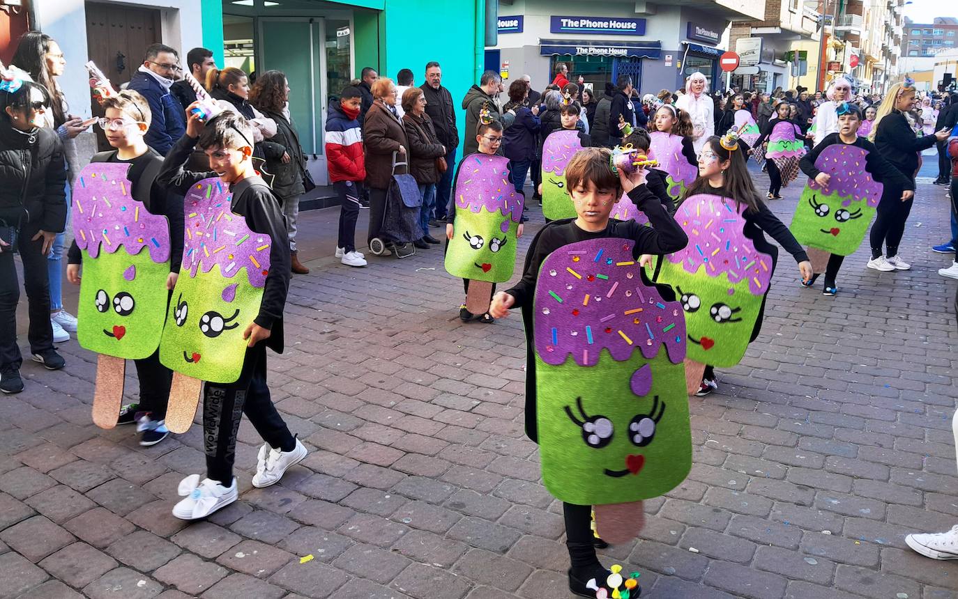 Fotos: Multitudinario desfile juvenil