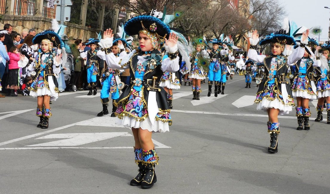 Fotos: Carrozas y comparsas