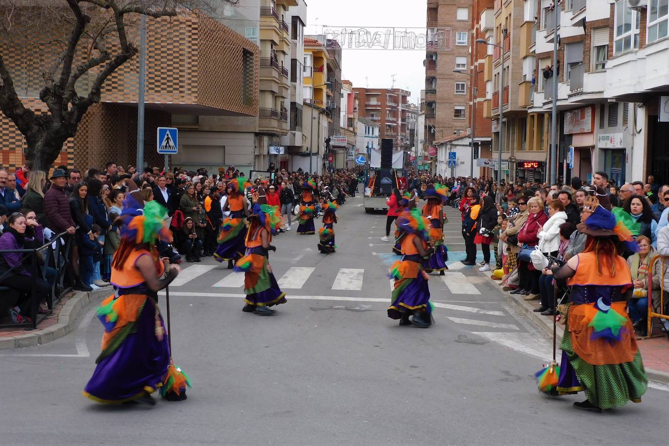 Fotos: Carrozas y comparsas