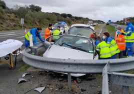 Muere una conductora de 80 años al salirse de autovía a Plasencia