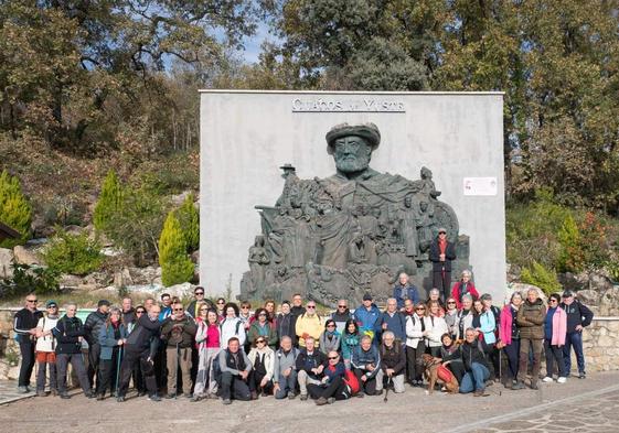 Reciente ruta social de los senderistas moralos en Cuacos de Yuste