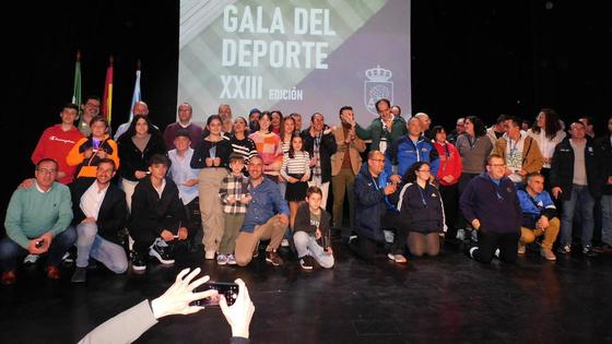 El futbolista Edu Sánchez y la ciclista Gisell Agüero, mejores deportistas del 2023