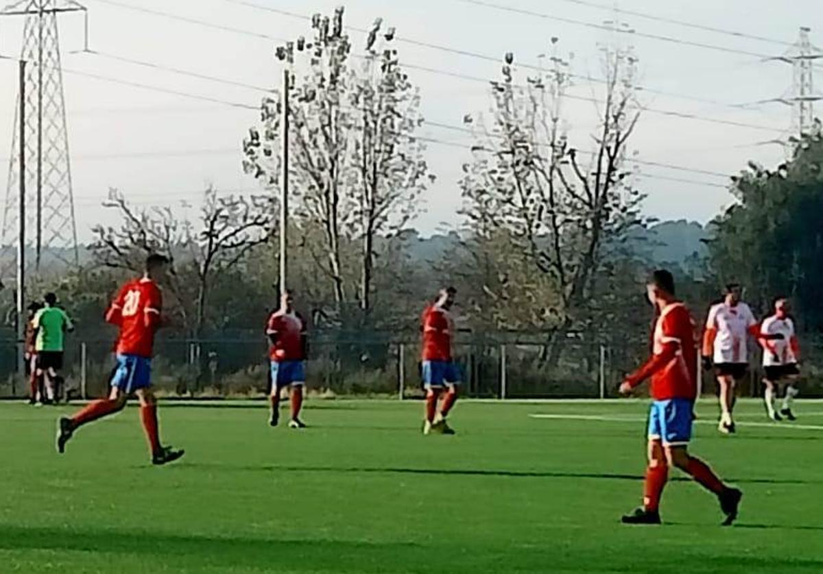 Los organizadores de la liga de fútbol veterano piden respeto hacia los árbitros