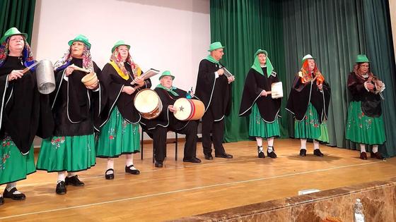El grupo Las 2 jotas del tío Pedro se suma a la Semana de Extremadura en la Escuela