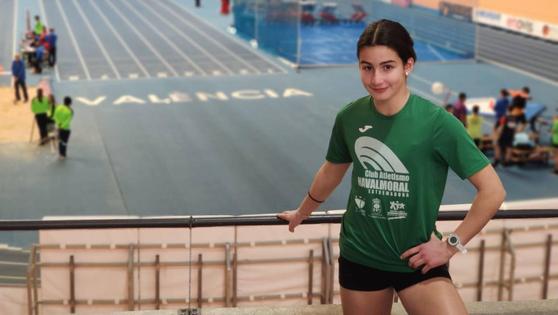 Emma Reig roza la final en el Campeonato de España Sub16 en pista cubierta