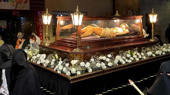 El viernes espera la procesión del Santo Entierro... si la lluvia lo permite