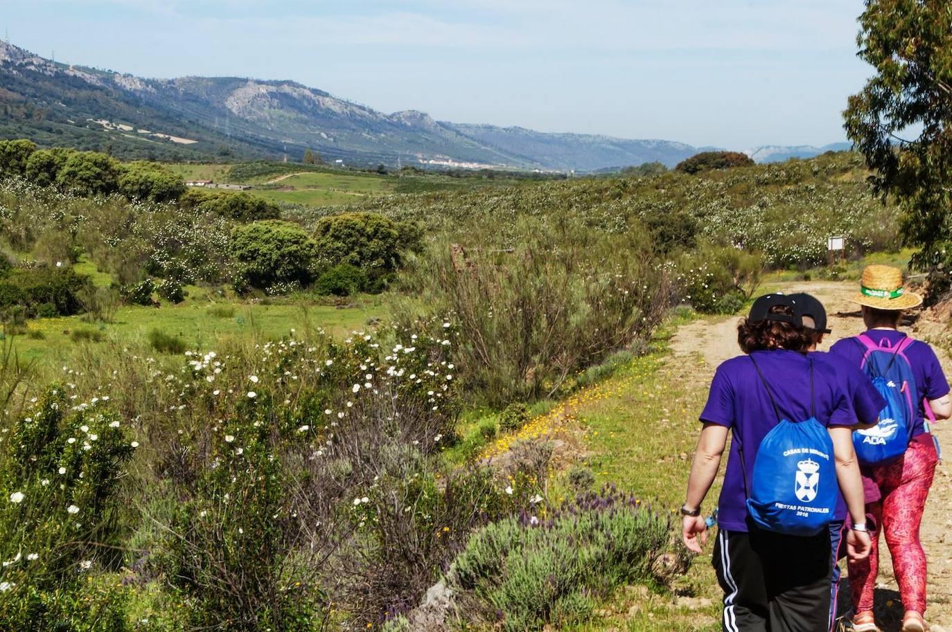 La Ruta Violeta une Higuera de Albalat con Casas de Miravete