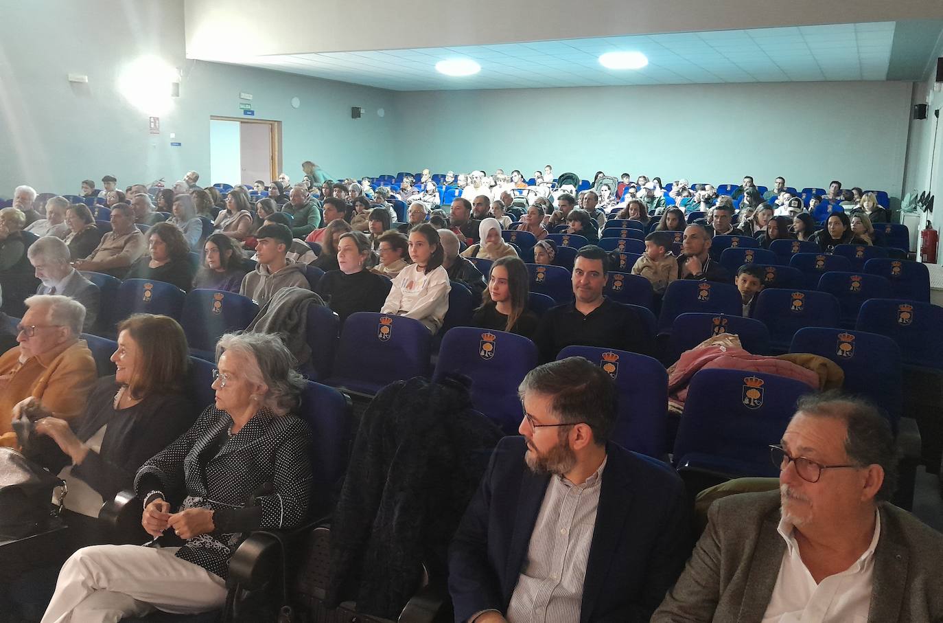 Asistentes al encuentro anual de los donantes