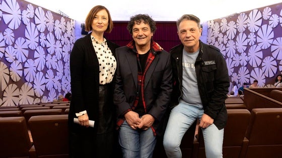 El 'regalo' de Ángeles, 'Chato' y Víctor Manuel