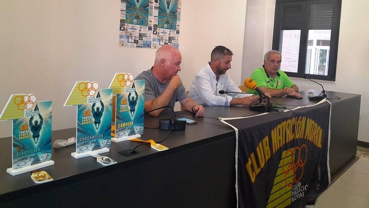 El Trofeo Campo Arañuelo reunirá a 265 nadadores en la piscina de verano