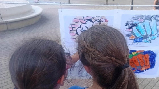 Sueños y deseos infantiles acerca del muro...
