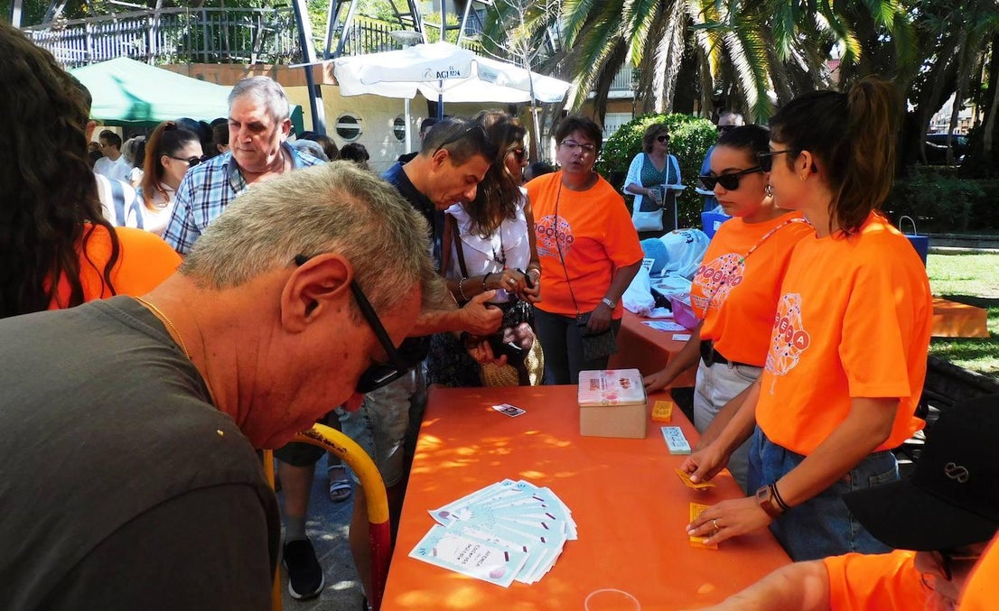 Gran acogida del encuentro de cortadores de jamón solidario