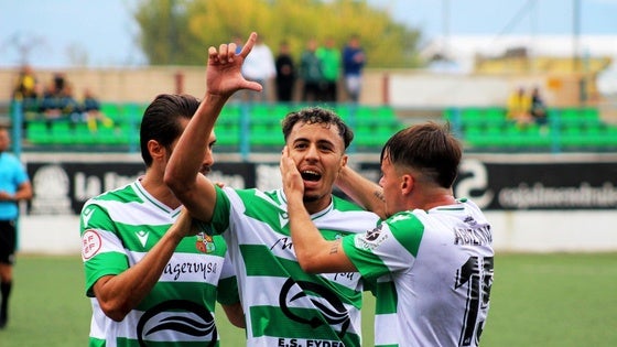 El portero Alonso rescata un punto para el Badajoz ante un Moralo superior, 1-1