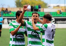 Alegría local tras conseguir el empate