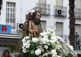 Procesión con la imagen de San Andrés