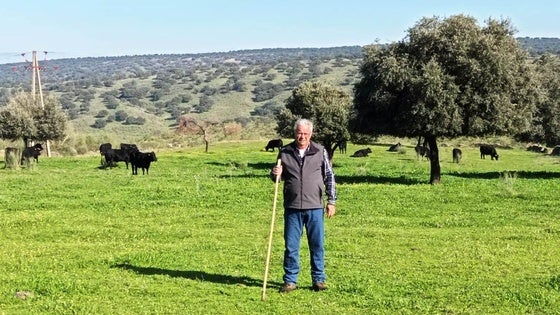 «Si seguimos así, en 8 o 10 años no habrá ganaderos», afirma Javier Quintín